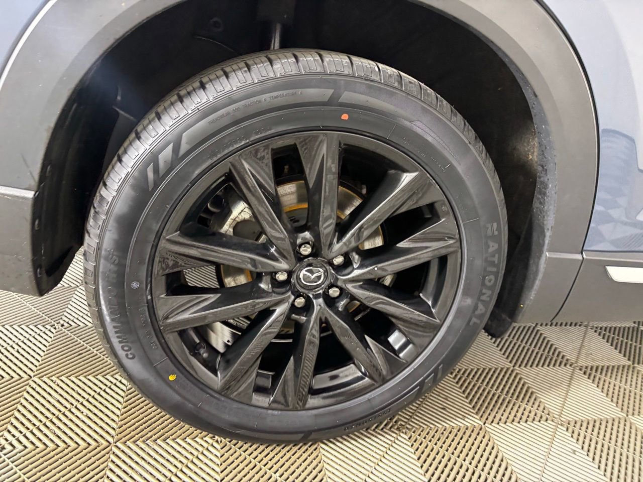 Used 2023 MAZDA CX-9 Carbon Edition image 35