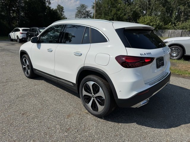 New 2026 Mercedes-Benz GLA 250 4MATIC image 5