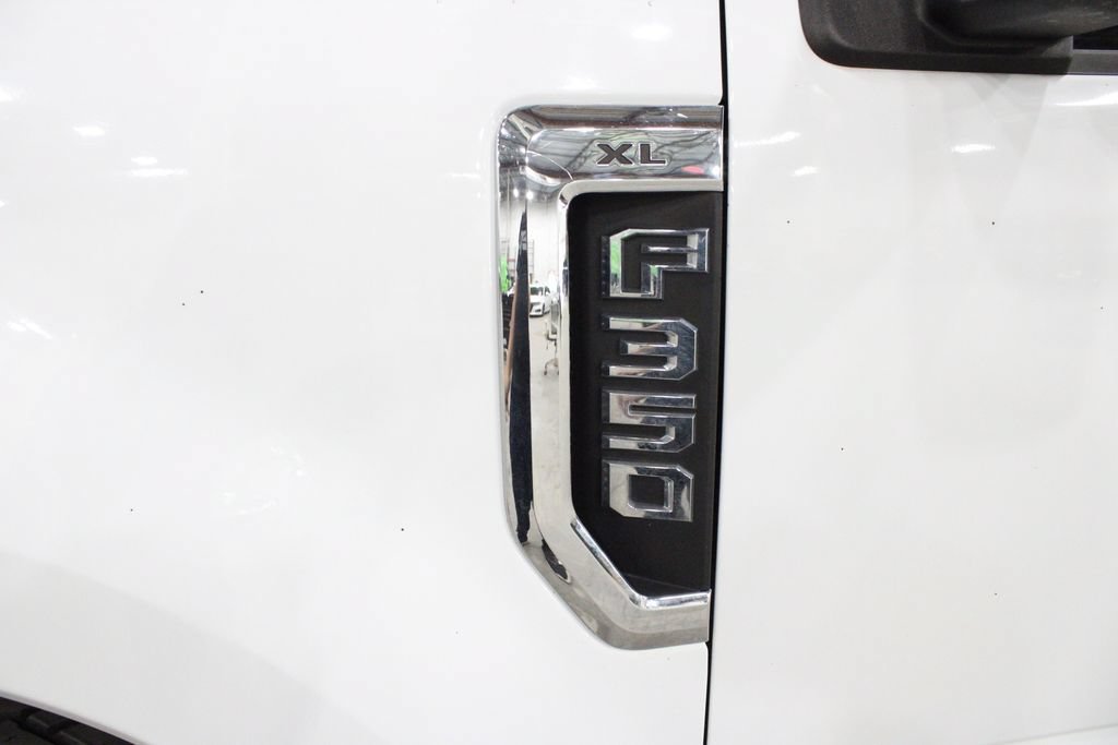 Used 2017 Ford F350 XL w/ Power Equipment Group AWD/4WD image 29