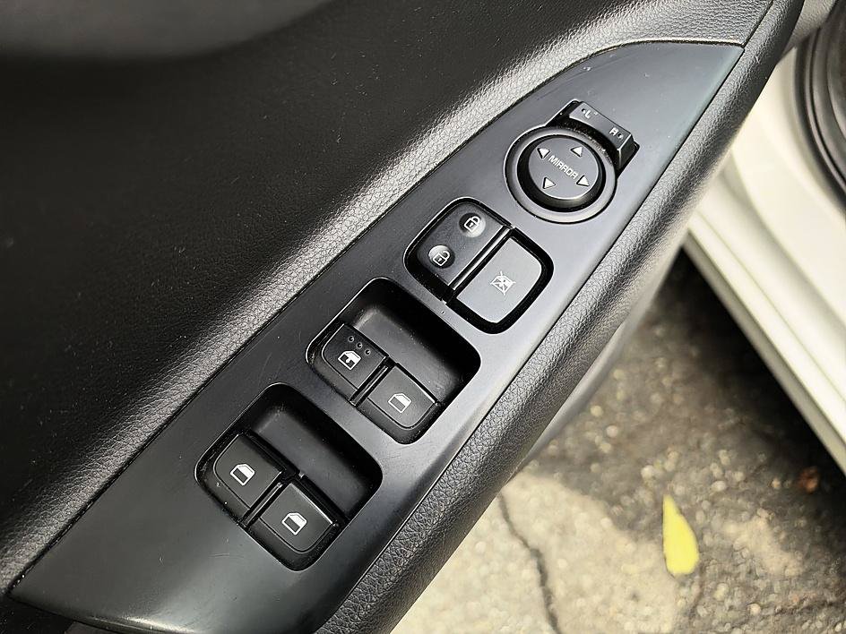 Used 2021 Kia Rio S FWD image 10