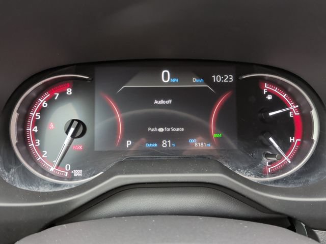 Used 2025 Toyota RAV4 XLE FWD image 20
