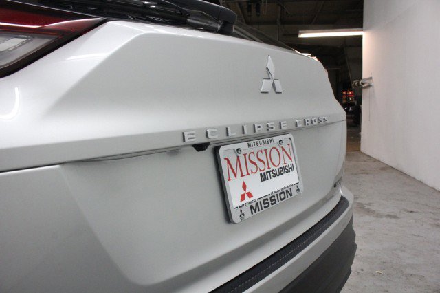 New 2026 Mitsubishi Eclipse Cross LE AWD/4WD image 4