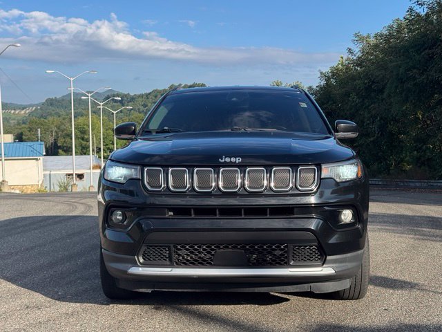 Used 2022 Jeep Compass Limited AWD/4WD image 2