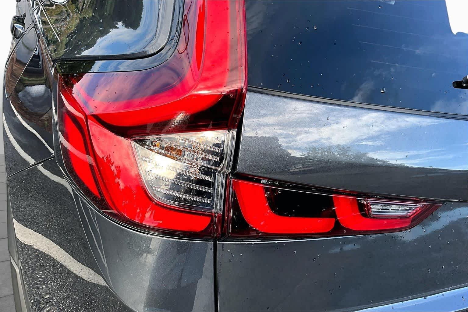 Used 2024 Honda CR-V Sport Touring image 29