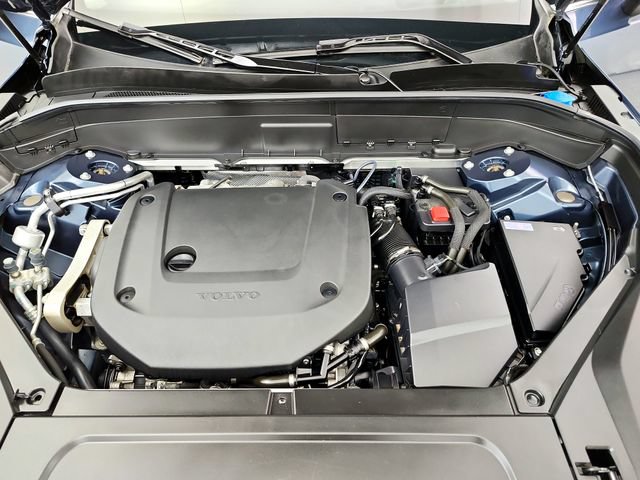 Certified 2023 Volvo XC90 B6 Ultimate w/ Protection Package AWD/4WD image 32