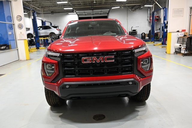 New 2026 GMC Canyon Elevation w/ Convenience Package image 2