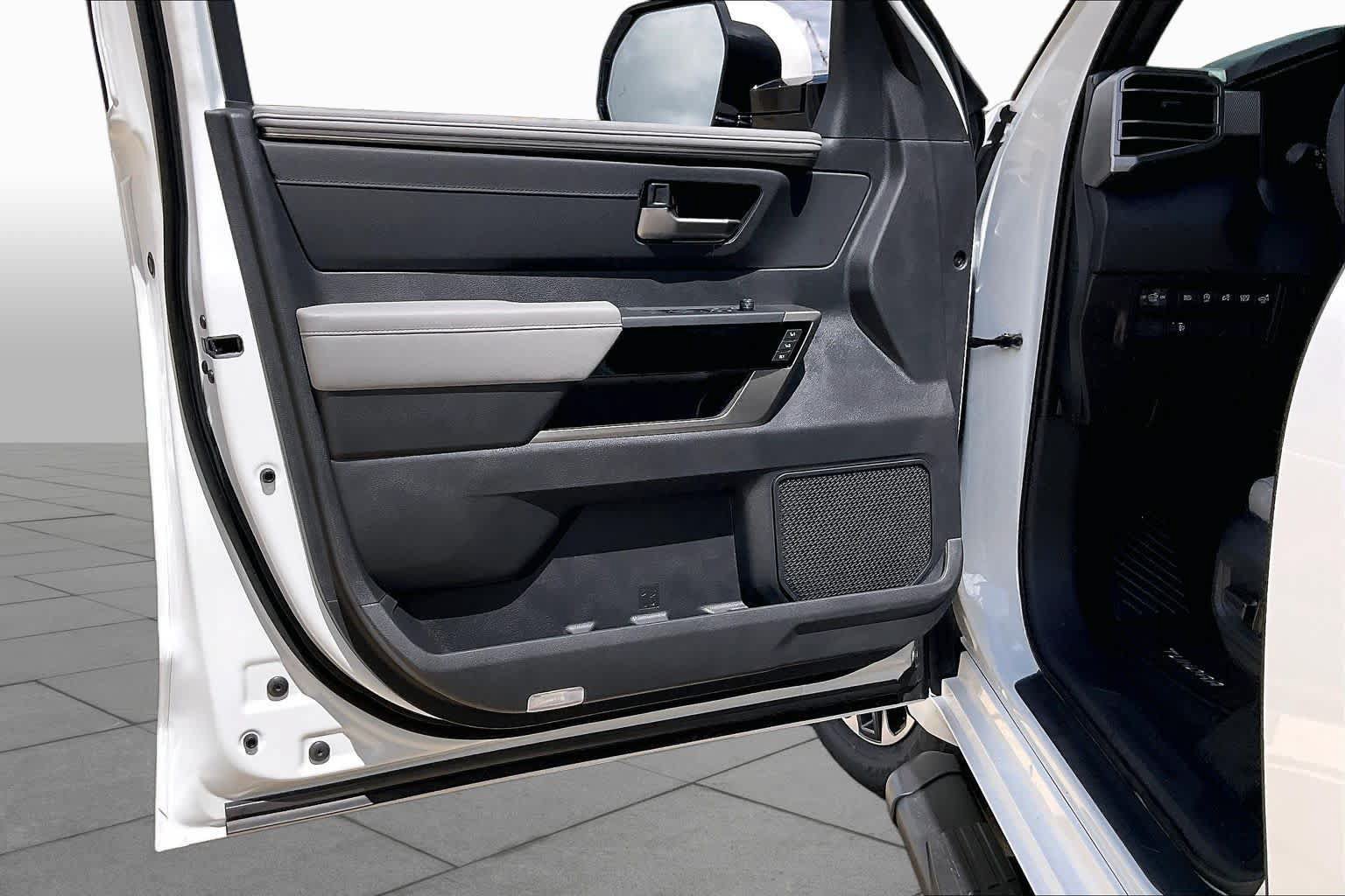 New 2026 Toyota Tundra Limited AWD/4WD image 9