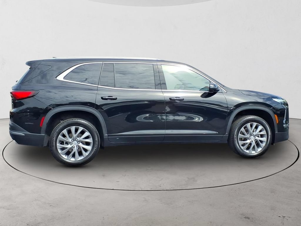 Certified 2025 Buick Enclave Preferred AWD/4WD image 4