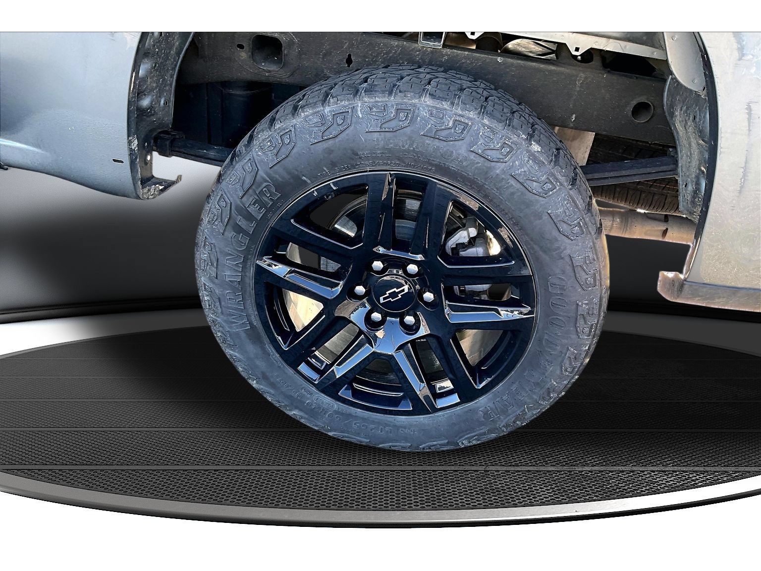 Used 2025 Chevrolet Silverado 1500 LT Trail Boss w/ Convenience Package II AWD/4WD image 39