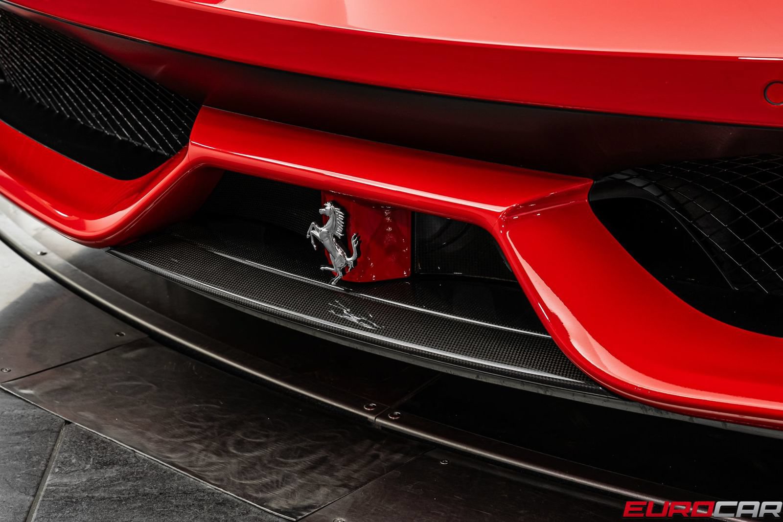 Used 2015 Ferrari 458 Speciale Coupe RWD image 14