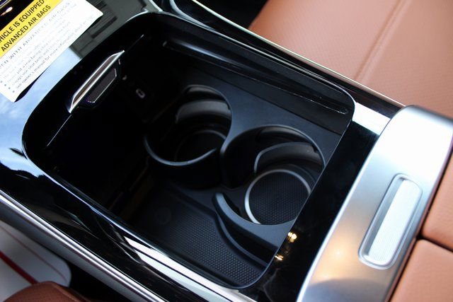 New 2025 Mercedes-Benz GLC 350e 4MATIC image 26