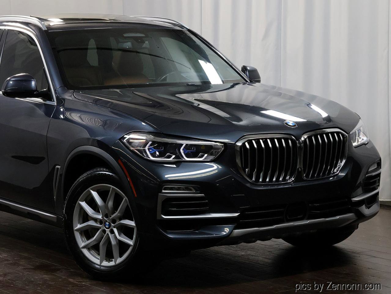 Used 2019 BMW X5 xDrive50i w/ Off-Road Package image 2