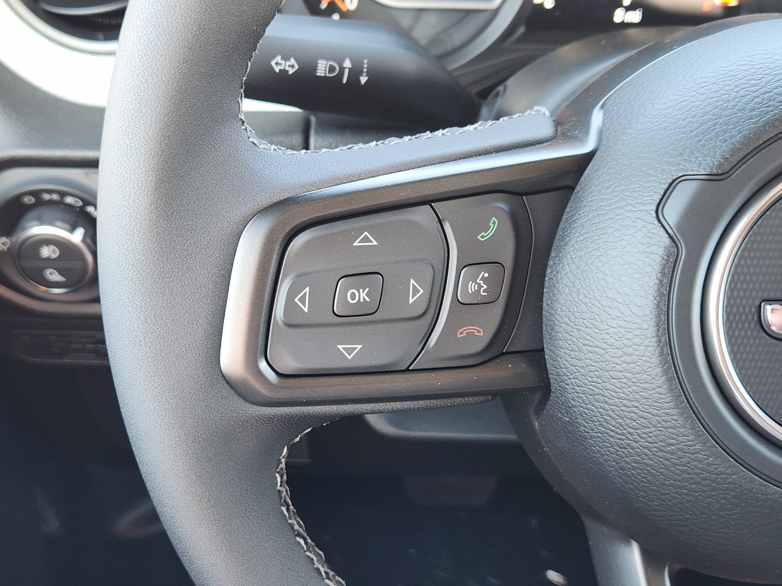 New 2026 Jeep Gladiator Sport AWD/4WD image 34