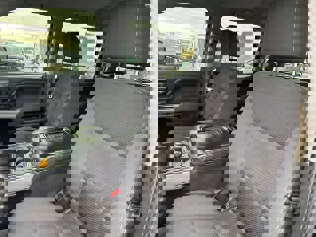 Used 2017 Chevrolet Silverado 1500 LT image 4