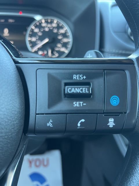 Used 2023 Nissan Rogue SV image 15