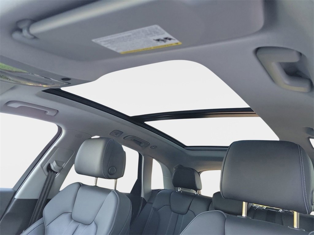 Certified 2023 Audi Q5 2.0T Prestige w/ Prestige Package image 22