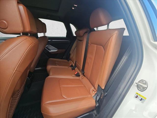 Used 2024 Audi Q3 2.0T Premium Plus w/ Premium Plus Package AWD/4WD image 17