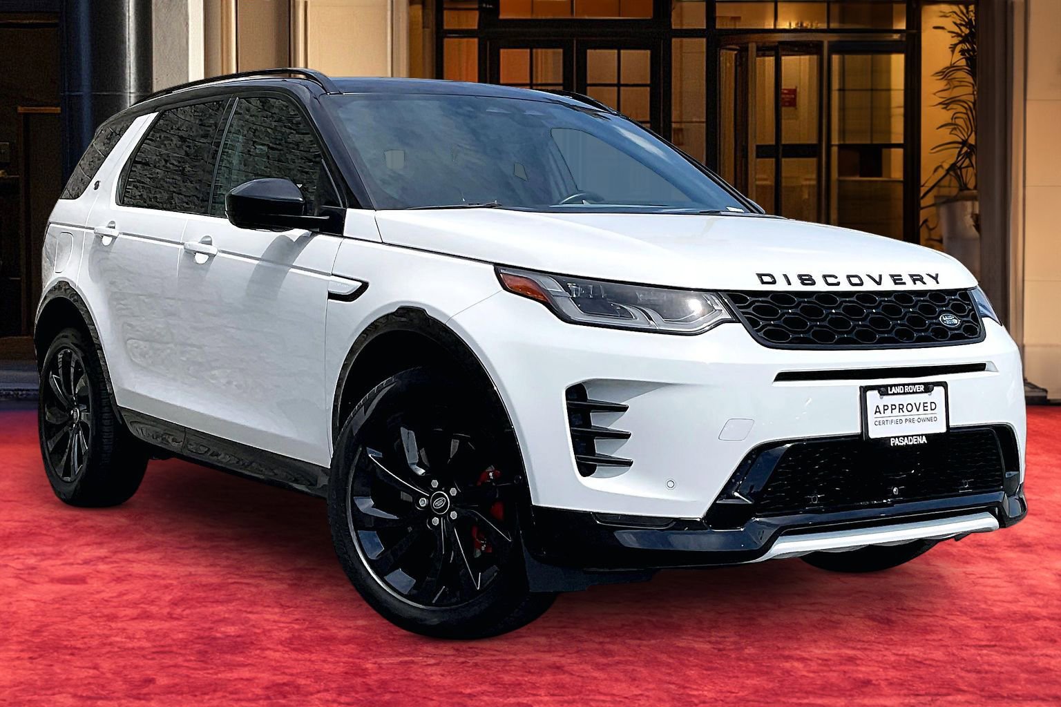Certified 2024 Land Rover Discovery Sport Dynamic SE AWD/4WD image 2