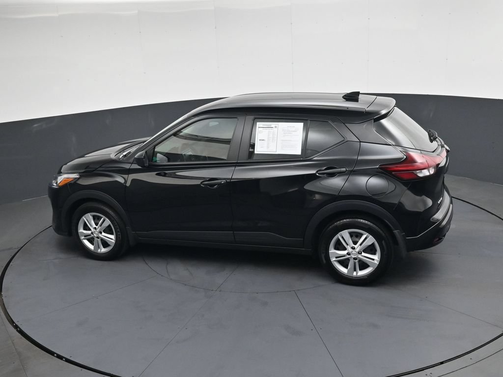 Certified 2025 Nissan Kicks Play S FWD image 38