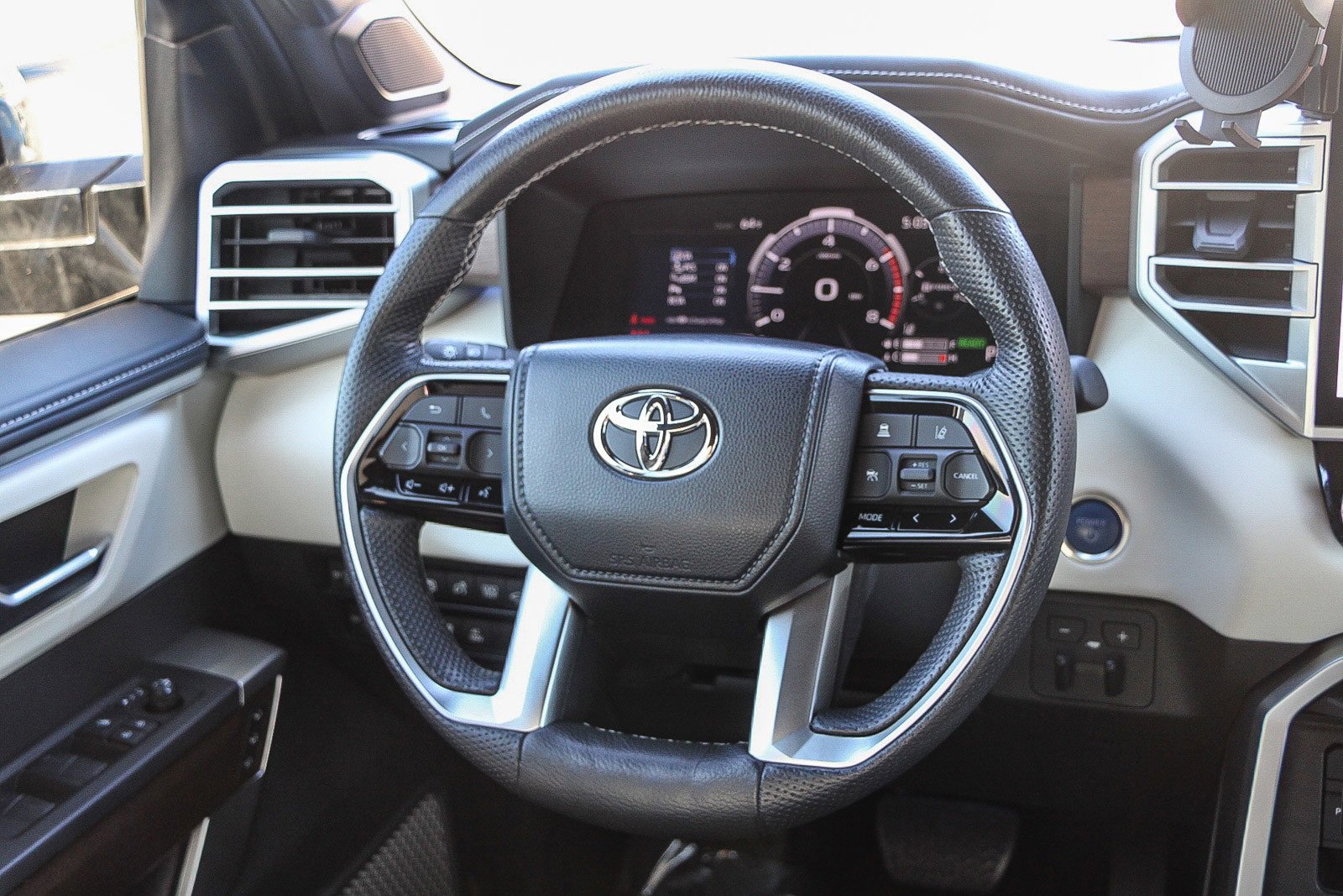Used 2024 Toyota Tundra Capstone image 15