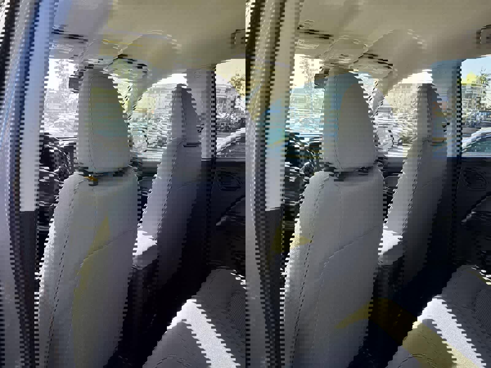 Used 2018 Chevrolet Colorado W/T w/ WT Convenience Package image 16