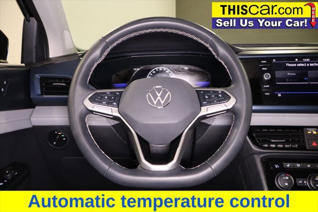 Used 2024 Volkswagen Taos SE FWD image 15