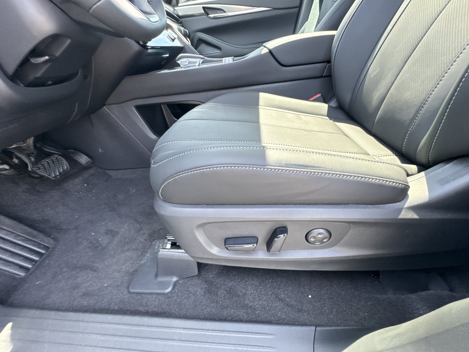 New 2027 INFINITI QX65 Luxe w/ Cargo Package AWD/4WD image 20