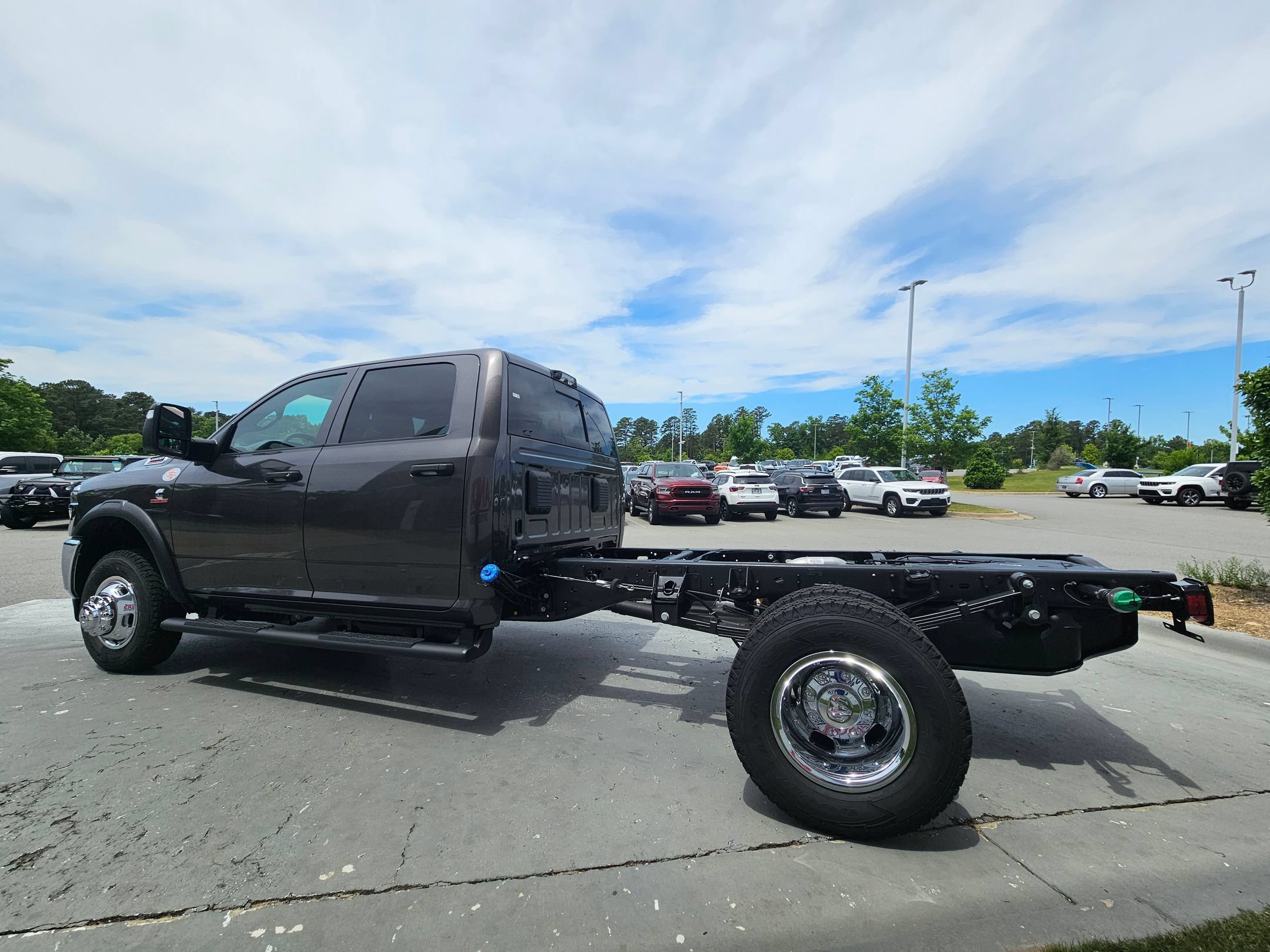 New 2026 RAM 3500 Tradesman AWD/4WD image 5