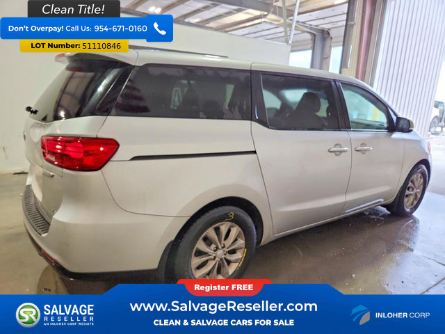 Used 2019 Kia Sedona LX FWD image 4