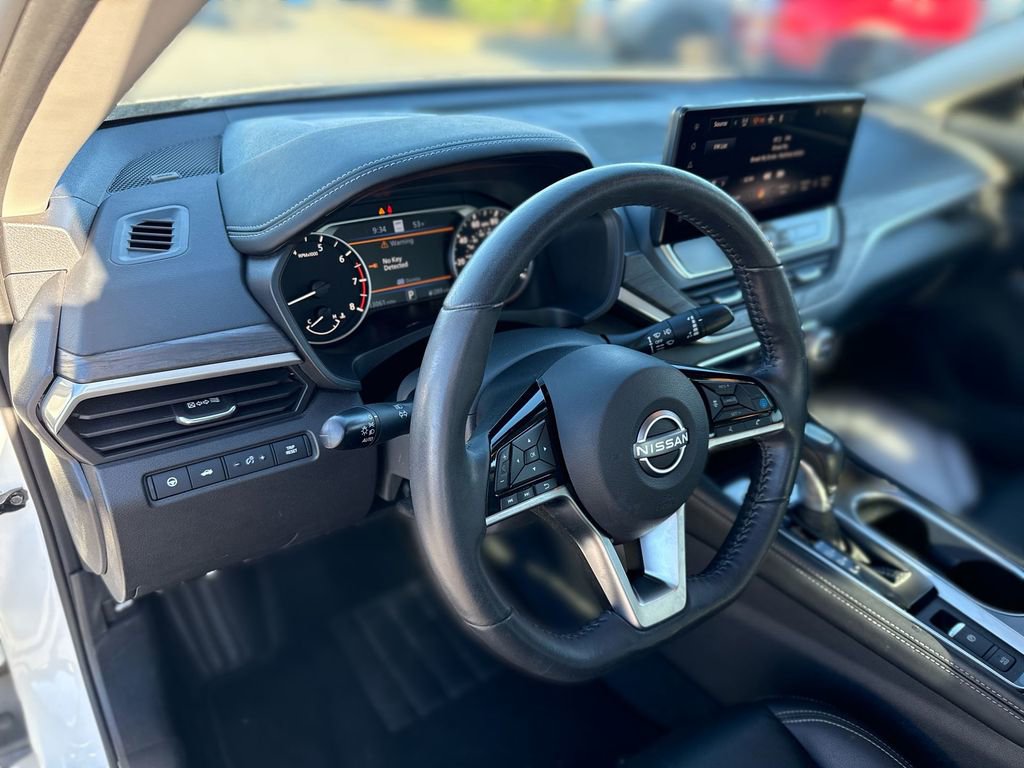 Used 2024 Nissan Altima 2.5 SL image 34