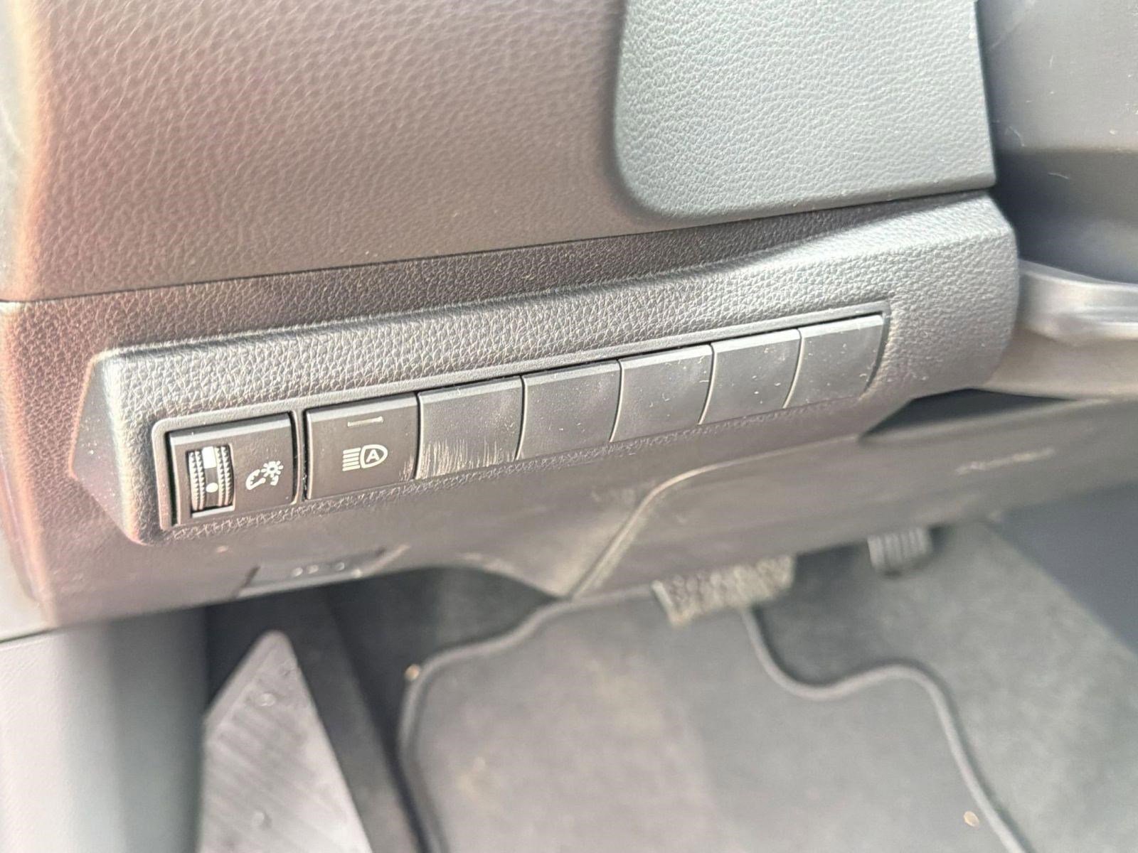 New 2026 Toyota Corolla SE image 17