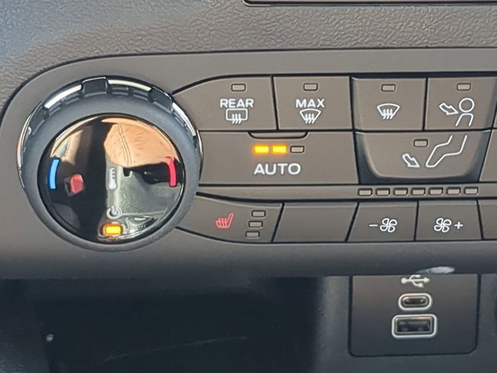 Used 2024 Ford Bronco Sport Outer Banks w/ Tech Package image 22