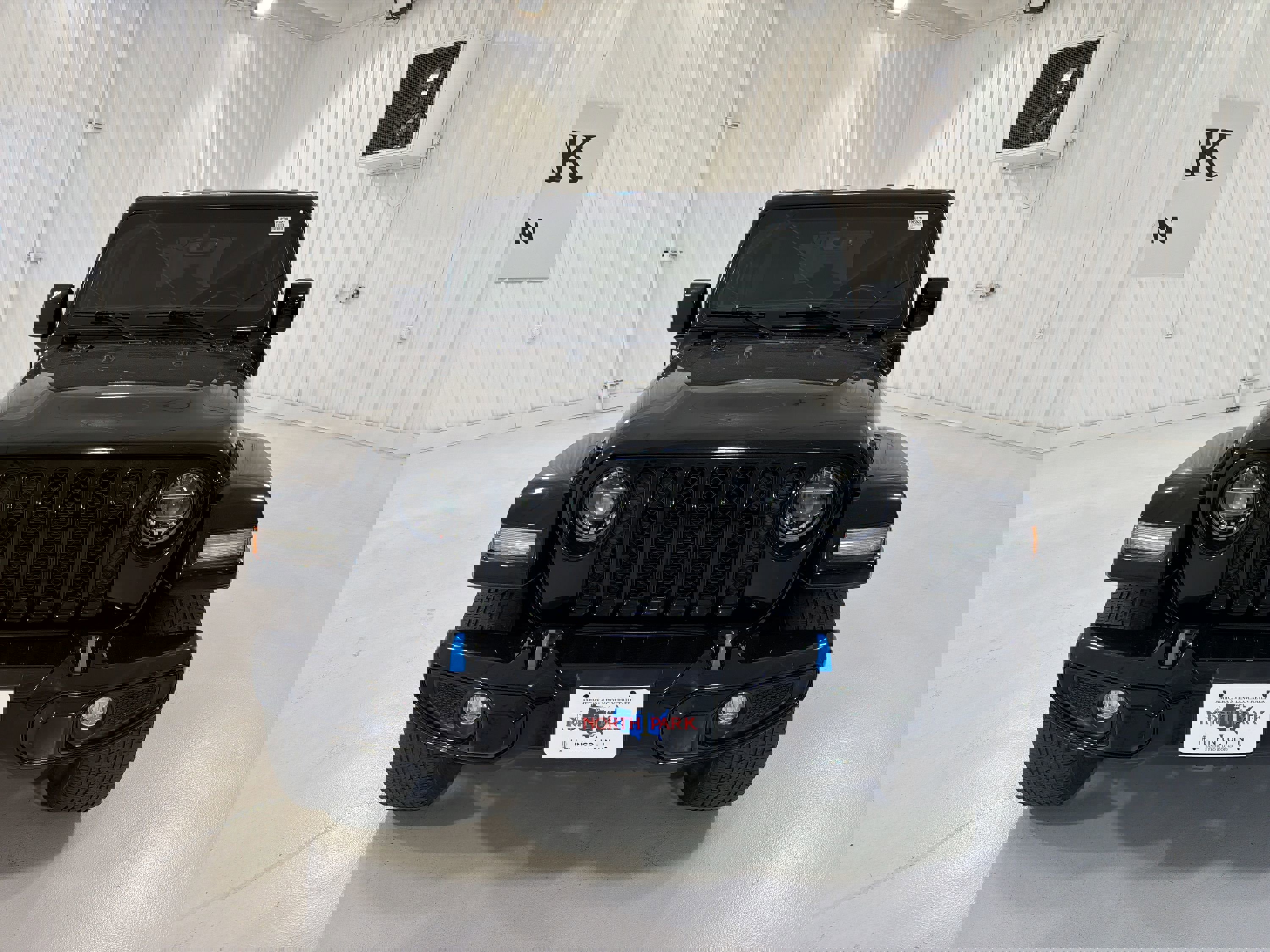 Used 2021 Jeep Wrangler Unlimited Sahara image 31