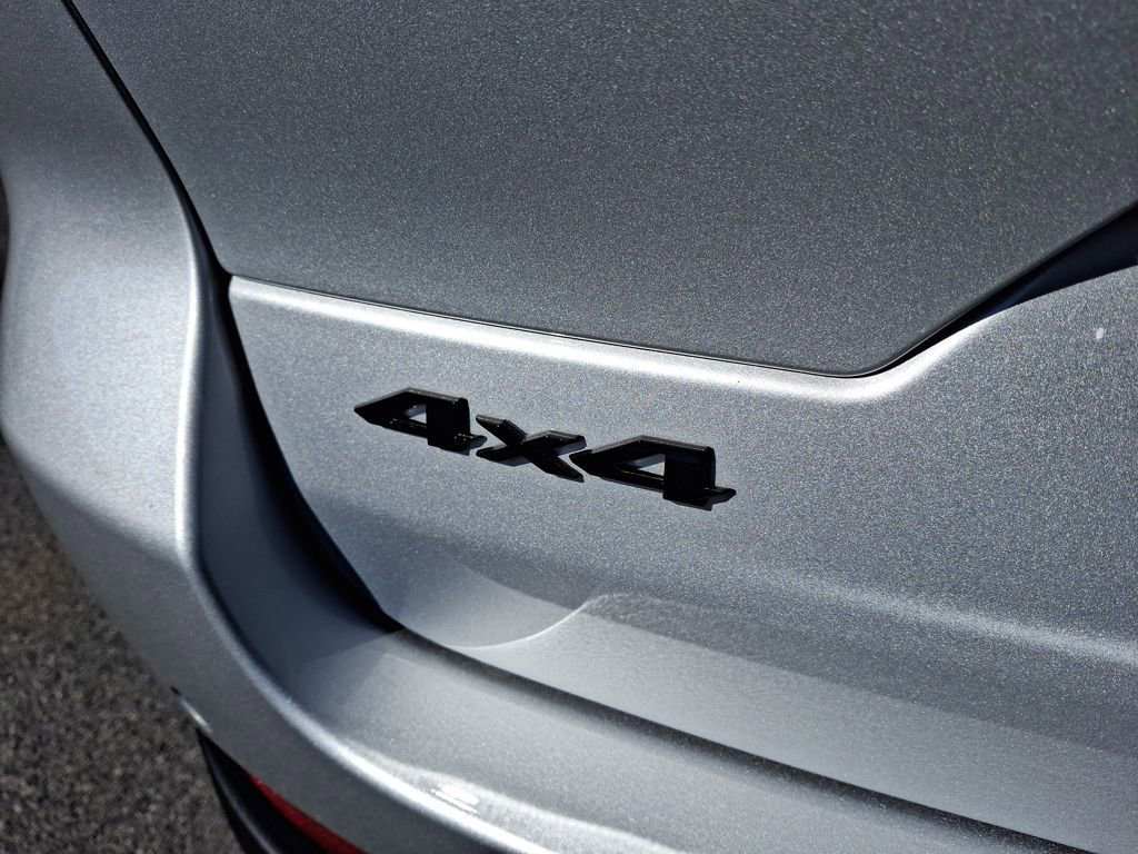 New 2025 Jeep Grand Cherokee Limited w/ Black Appearance Package image 34