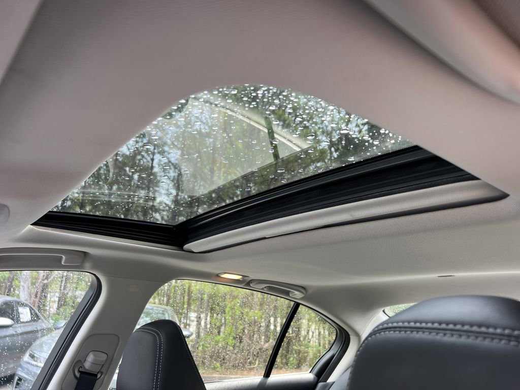 Used 2022 INFINITI Q50 Luxe w/ Cargo Package image 28
