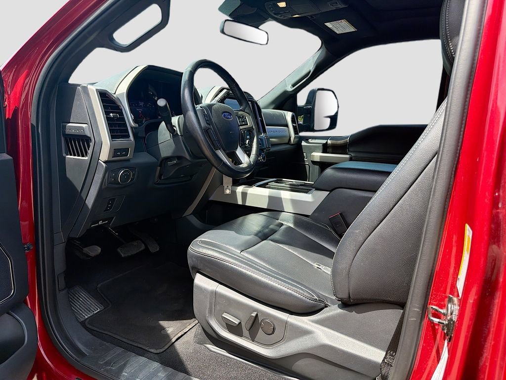 Used 2022 Ford F250 Lariat w/ Black Appearance Package AWD/4WD image 25