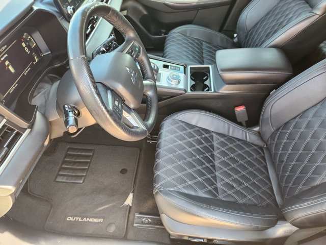 Used 2023 Mitsubishi Outlander SEL FWD image 8