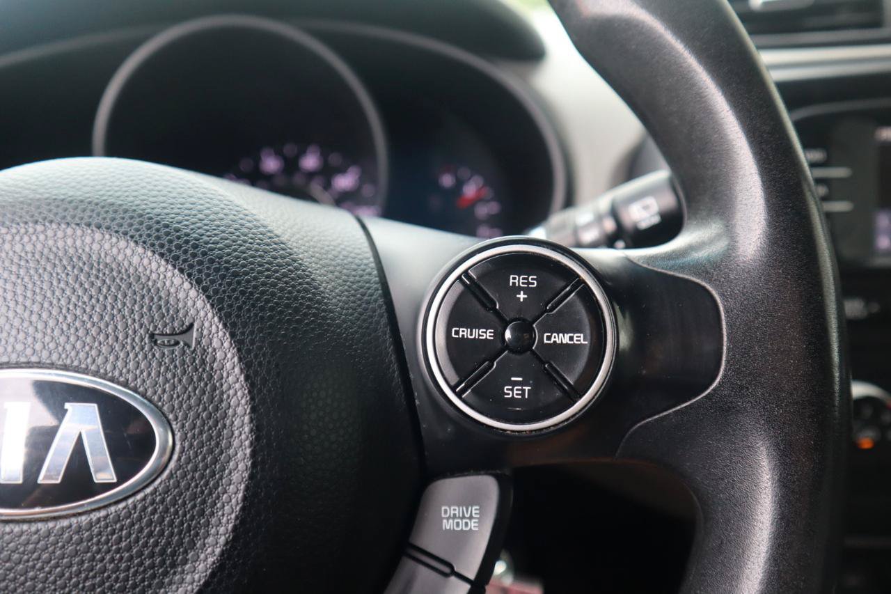 Used 2018 Kia Soul FWD image 52
