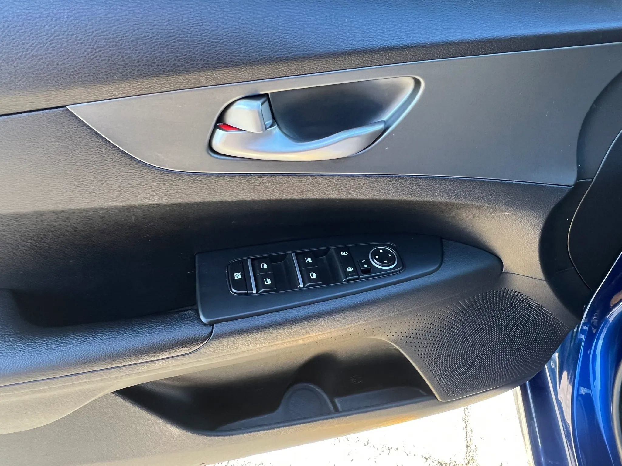 Used 2021 Kia Forte LXS image 22