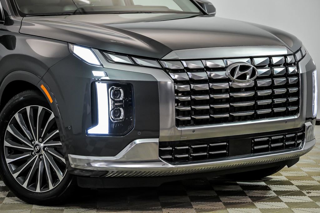 Used 2023 Hyundai Palisade Calligraphy AWD/4WD image 2