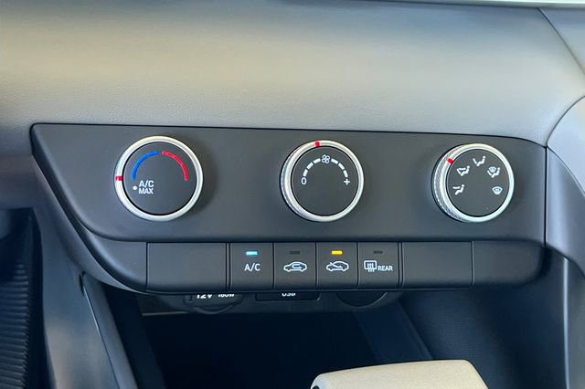 New 2026 Hyundai Elantra SE image 19