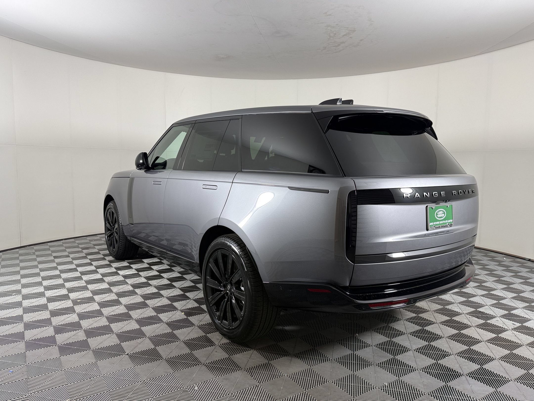New 2027 Land Rover Range Rover SE AWD/4WD image 3