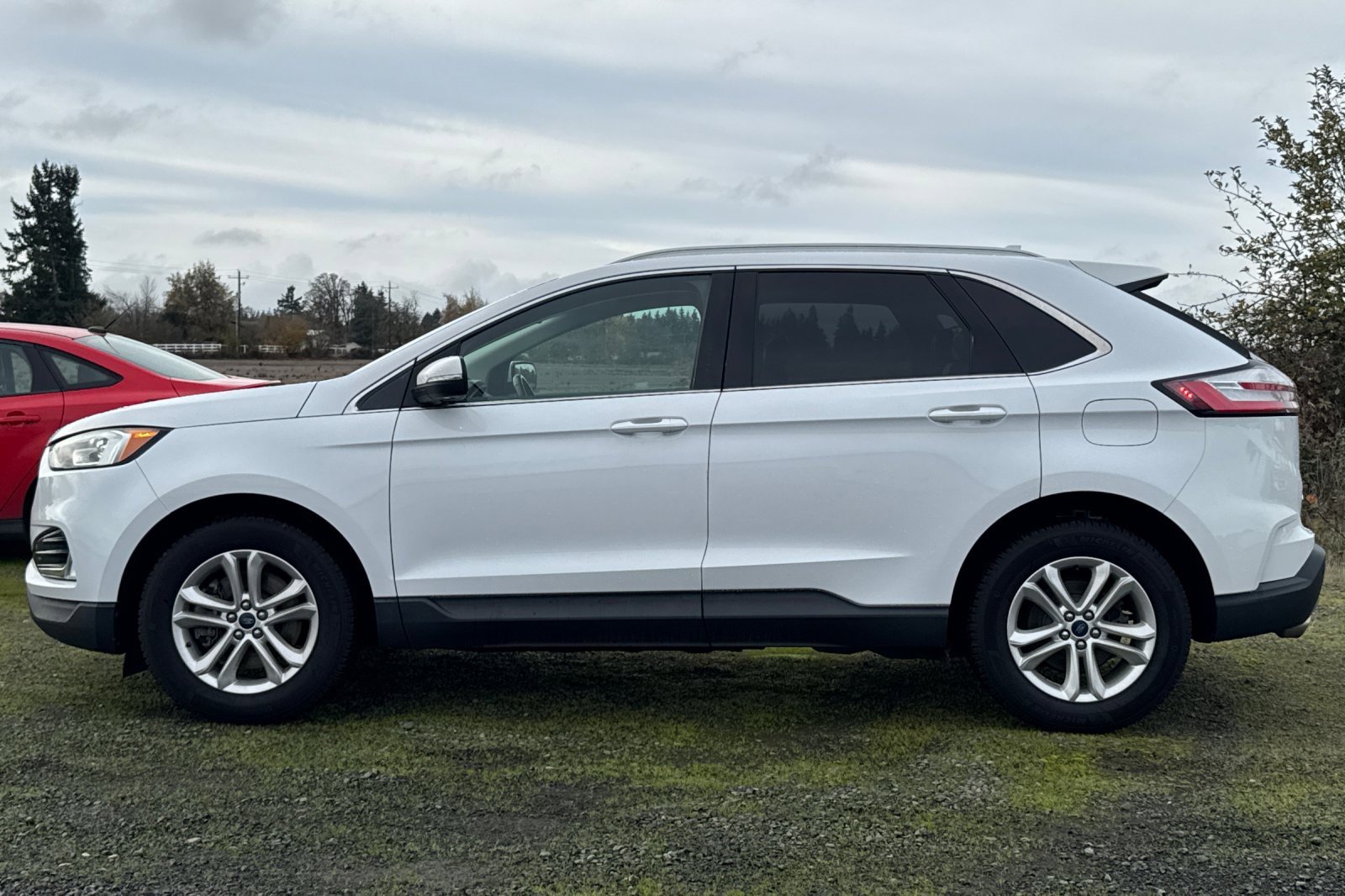 Used 2019 Ford Edge SEL w/ Equipment Group 201A image 7