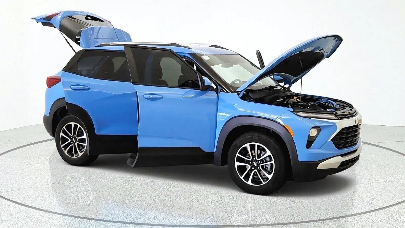Used 2024 Chevrolet TrailBlazer LT w/ LT Cold Weather Package FWD image 11