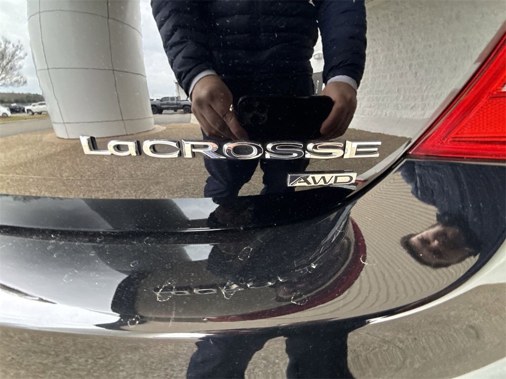 Certified 2019 Buick LaCrosse Essence w/ Sun and Shade Package image 32