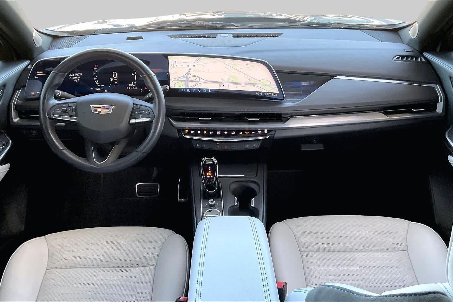 Used 2024 Cadillac XT4 Sport FWD image 16