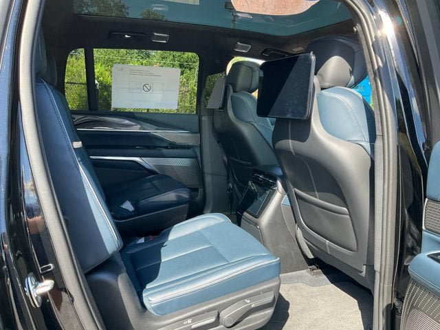 New 2025 Cadillac Escalade IQ Luxury 2 AWD/4WD image 21