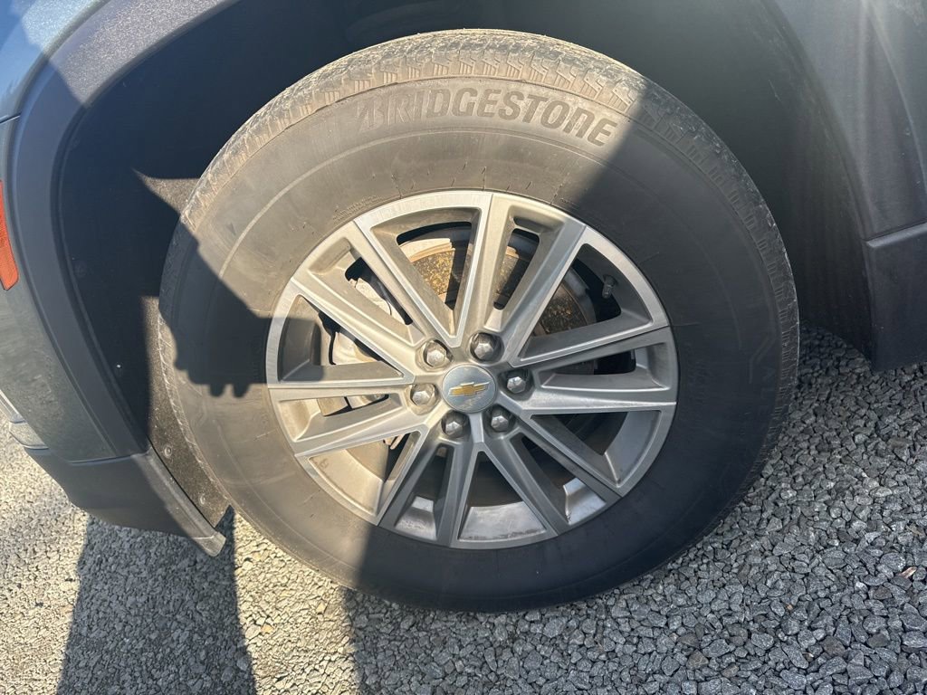 Used 2023 Chevrolet Traverse LT image 22