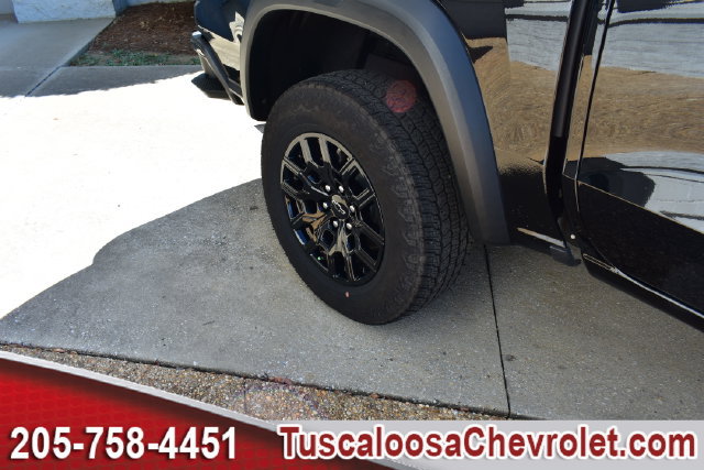 Certified 2024 Chevrolet Colorado Trail Boss w/ Advanced Trailering Package AWD/4WD image 15
