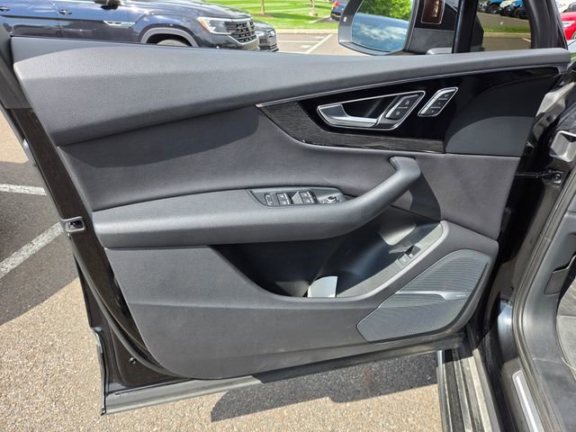 Used 2018 Audi Q7 3.0T Premium Plus AWD/4WD image 6